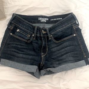 Denizen from Levi’s low rise shortie shorts